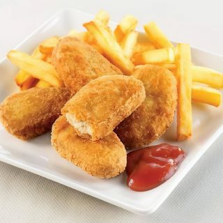 Nuggets + Patatas