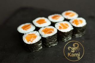 Hosomaki z łososiem