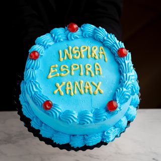 Ugly Cake "Inspira Espira Xanax"