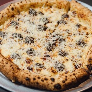 Піцца з трюфелем та сиром Фонтіна (300г)