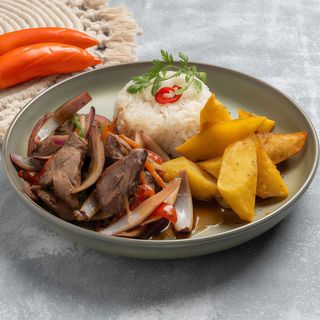 Lomo Saltado
