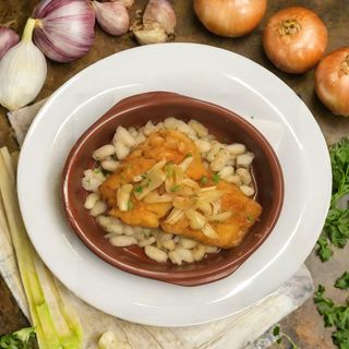 Bacalao a la llauna con mongetes