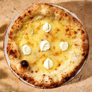 Pizza Tutti Formaggi (33 Cm.)