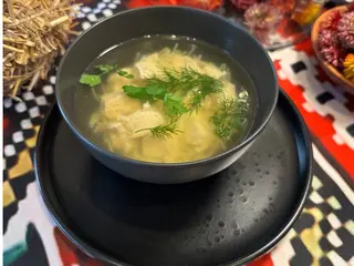 Курячий бульйон з локшиною та яйцем (300g)