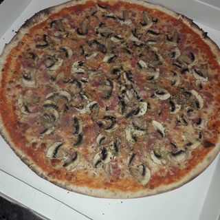 Pizza Caprichosa (Mediana)