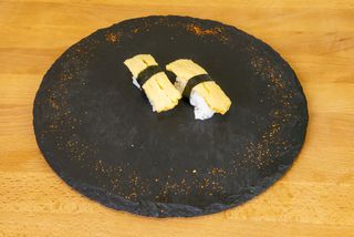 Нигири Тамаго (2бр - 55г)