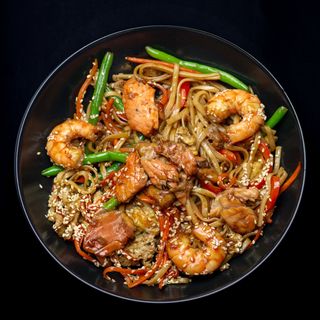 Локшина удон з морепродуктами 350г.