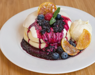 Fluffy Pancake Fruits Rouges