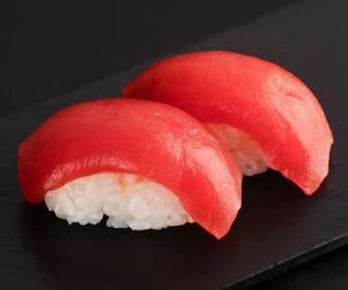 37. Nigiri De Atún (3 Uds.)