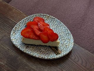 Фірмовий чізкейк з сиру Надугі (180г)