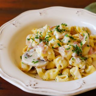 Tortelloni de Carne Alla Boscaiola