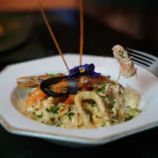 Pasta Sauce Fruits De Mer