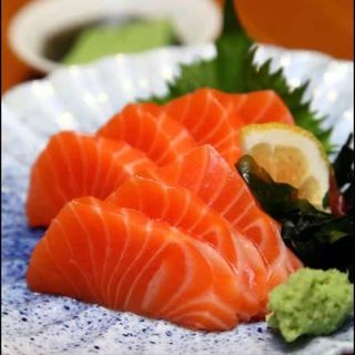 7. Sashimi De Salmón (6 Uds.)