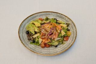 Ensalada De Salmón Ahumado