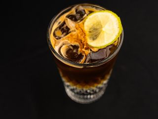 Еспресо-тонік (300ml)