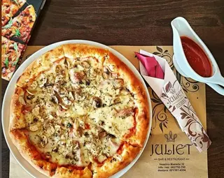 Capriciossa pizza