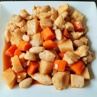 126.Pollo mandorle杏仁鸡丁