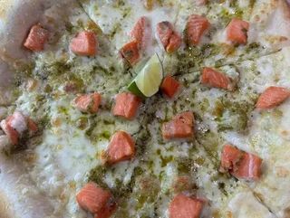 ПІЦА "ЛОСОСЬ" (470g)