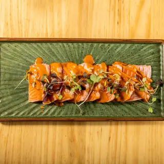 Tataki Salmón Con Salsa Chimichurri (8 Uds.)