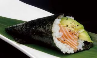 150. Temaki Sake Aguacate (1 Pz.)