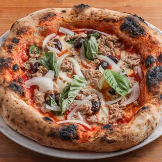 PIZZA DI CASA NOSTRA