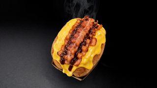 კარტოფილი ბეკონით და ორმაგი ყველით