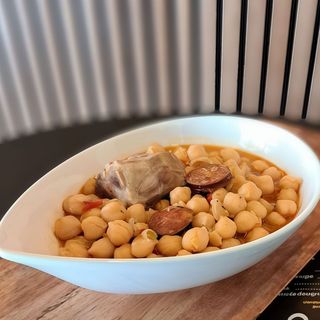 Garbanzas compuestos 450grs.