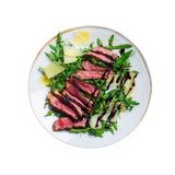 tagliata, rúcula e grana