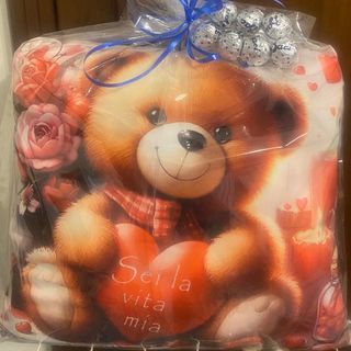 Cuscino con baci perugina