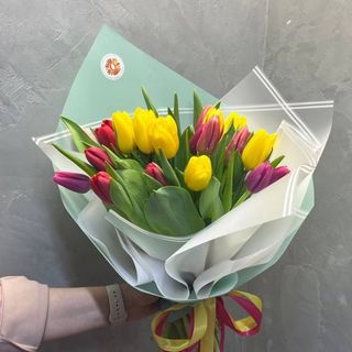  Букет из 25 тюльпанов микс