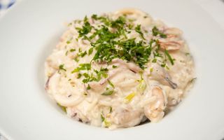 Orez cu fructe de mare