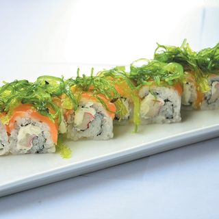 P13 Uramaki Wakame roll