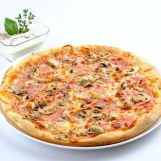Pizza Prosciuto Funghi