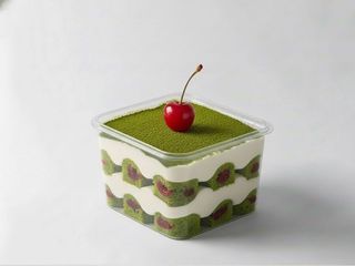 Тирамісу матча - вишня