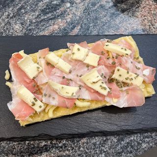  Porchetta trentina, camembert...