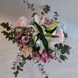 Bouquet misto tonalità rosa e bianco 