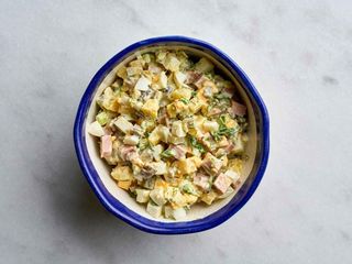 Олів'є з мортаделлою