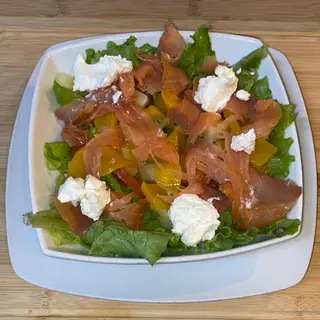 Salada de Salmão