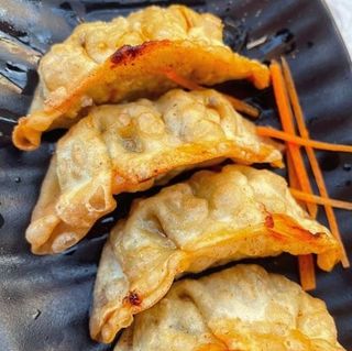 11. Gyoza De Pato (4 Uds.)