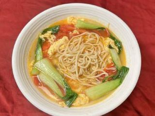 12. Ramen Con Tomate Y Huevo