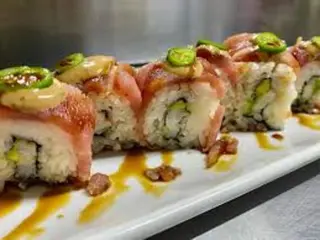 142-Dragón Roll Atún(8 Uds.)