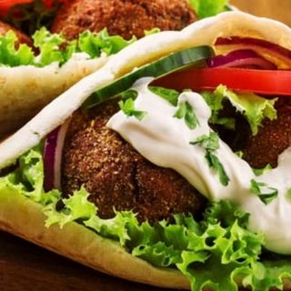 Rollo Doble Falafel