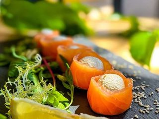 Łosos z serem philadelphia (180g)