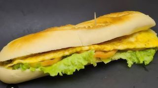 Baguete de Ovos Mexidos