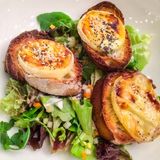 Salade chèvre chaud