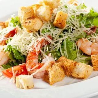 Цезарь с креветками 