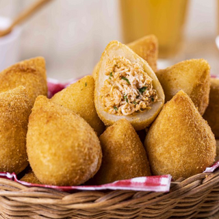 Box 10 coxinhas de Pollo - 55g c/u (sirve 2–3 personas)