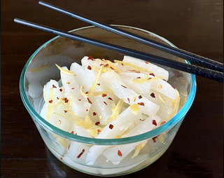 Daikon sottaceto