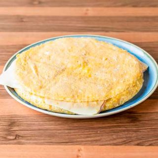 Tortilla de Patata con Jamón York y Queso