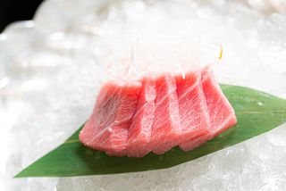 SASHIMI TORO 5 CORTES